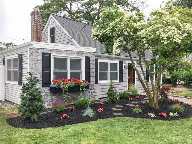 72 Cleveland Avenue, Massapequa, NY 11758