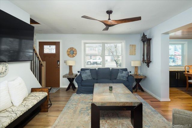 72 Cleveland Avenue, Massapequa, NY 11758