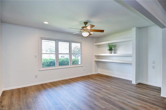 600 Sandy Springs LN, Virginia Beach, VA 23452
