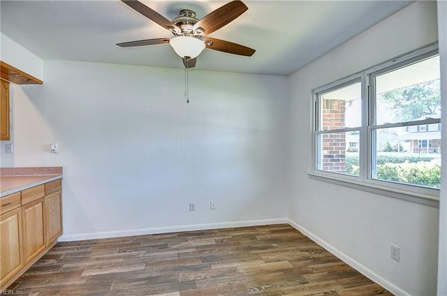 600 Sandy Springs LN, Virginia Beach, VA 23452