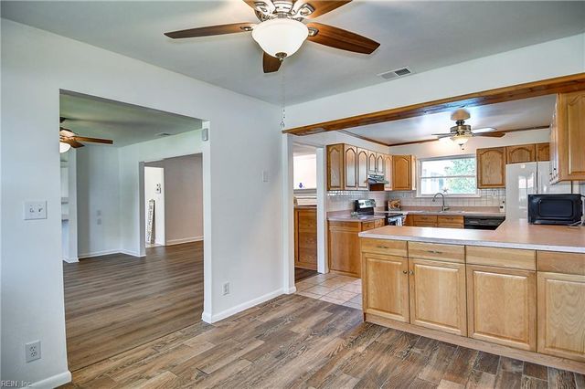 600 Sandy Springs LN, Virginia Beach, VA 23452
