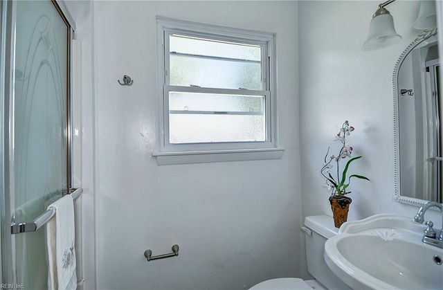 600 Sandy Springs LN, Virginia Beach, VA 23452
