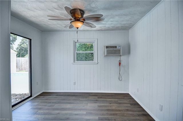 600 Sandy Springs LN, Virginia Beach, VA 23452