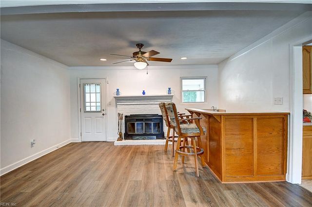 600 Sandy Springs LN, Virginia Beach, VA 23452