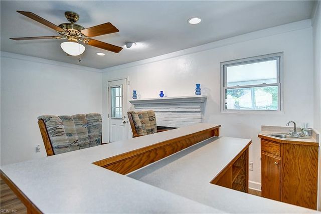 600 Sandy Springs LN, Virginia Beach, VA 23452