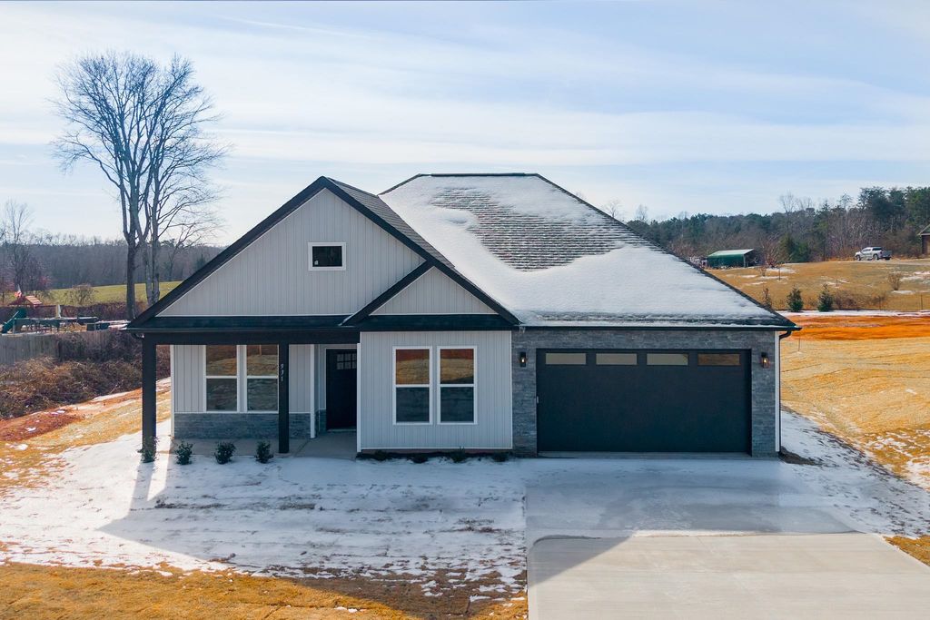 931 Ferree Road, Campobello, SC 29322