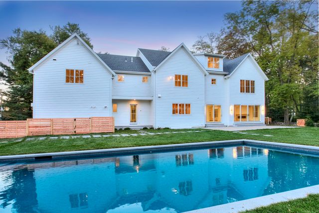 125 Old Road, Westport, CT 06880