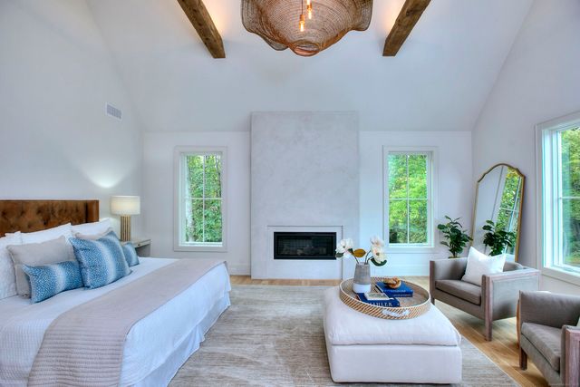 125 Old Road, Westport, CT 06880