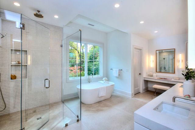 125 Old Road, Westport, CT 06880