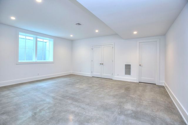 125 Old Road, Westport, CT 06880