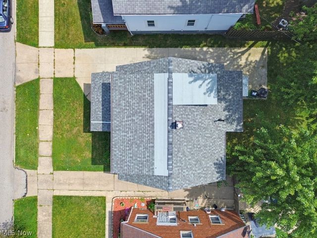20740 Tracy Avenue, Euclid, OH 44123