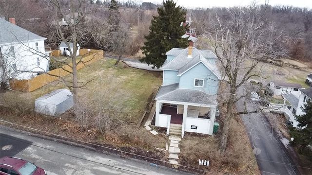 230 Maple St, Everson, PA 15631