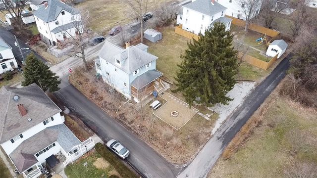 230 Maple St, Everson, PA 15631