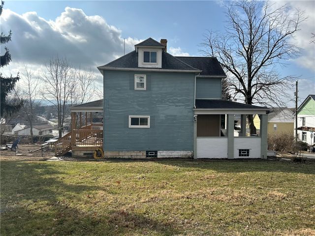 230 Maple St, Everson, PA 15631