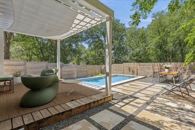 1404 E M Franklin Ave 1, Austin, TX 78721