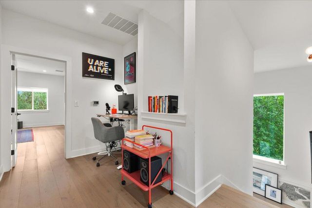 1404 E M Franklin Ave 1, Austin, TX 78721