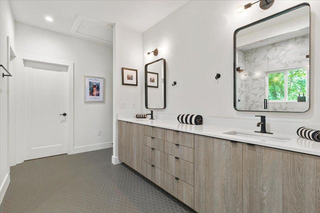1404 E M Franklin Ave 1, Austin, TX 78721