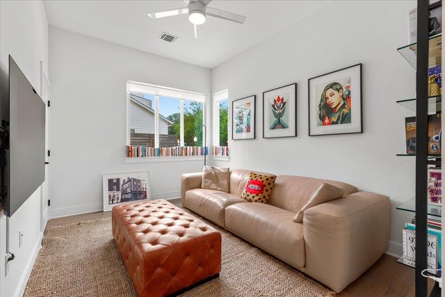 1404 E M Franklin Ave 1, Austin, TX 78721