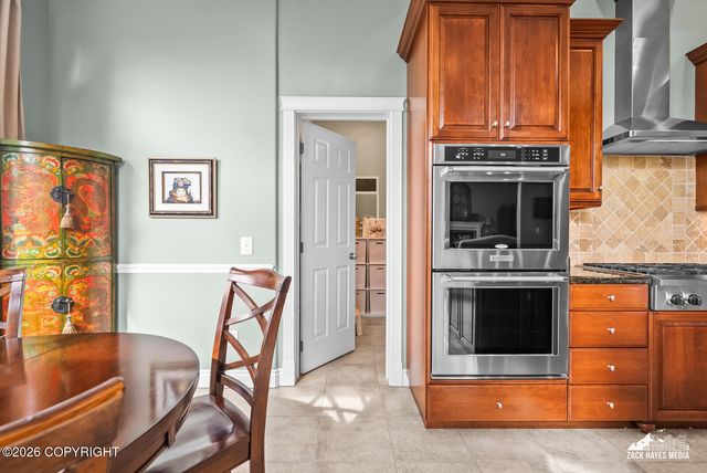 5805 Prominence Pointe Drive, Anchorage, AK 99516