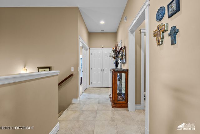 5805 Prominence Pointe Drive, Anchorage, AK 99516