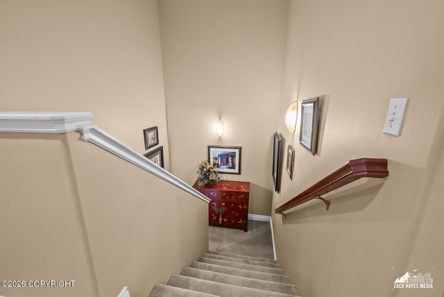 5805 Prominence Pointe Drive, Anchorage, AK 99516