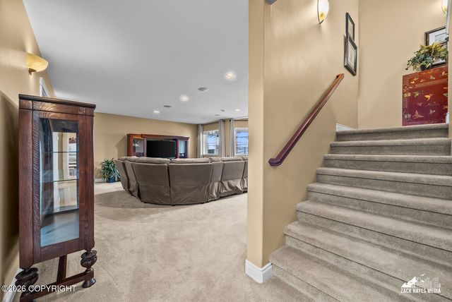 5805 Prominence Pointe Drive, Anchorage, AK 99516