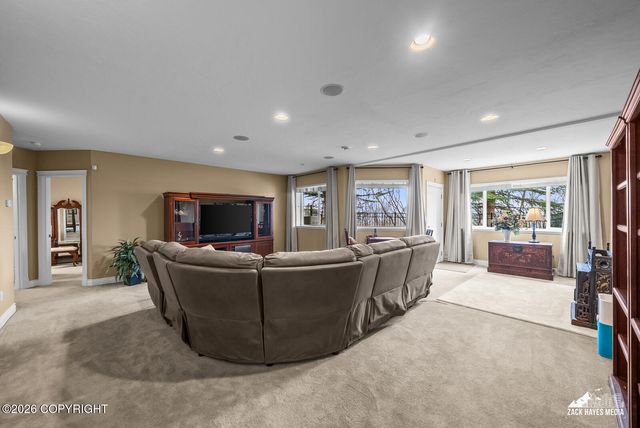 5805 Prominence Pointe Drive, Anchorage, AK 99516