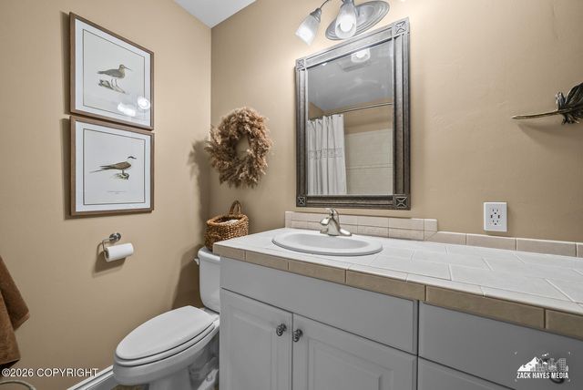 5805 Prominence Pointe Drive, Anchorage, AK 99516