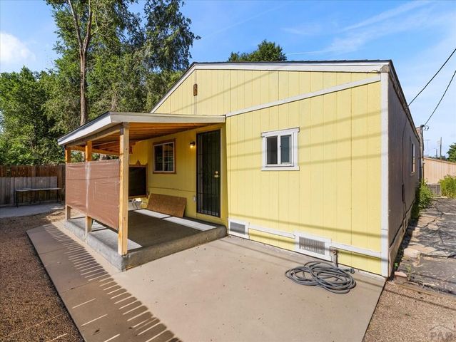 1716 Brimmer Ave, Pueblo, CO 81005