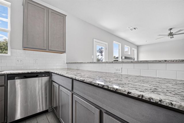15506 S Fall Fern Circle, Houston, TX 77044