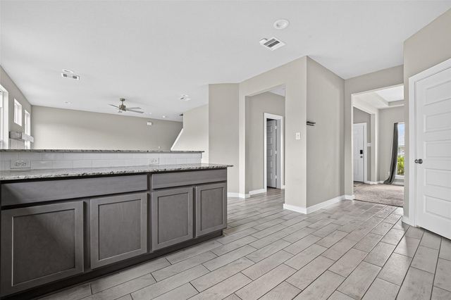 15506 S Fall Fern Circle, Houston, TX 77044