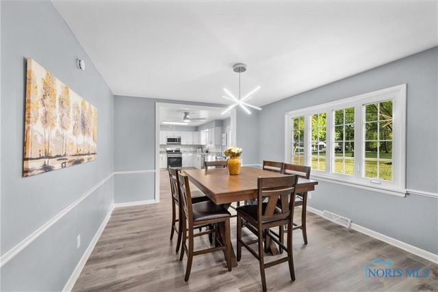 4906 Pine Ridge Road, Toledo, OH 43615