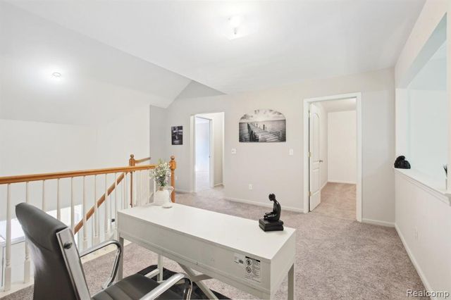 28986 Christopher Lane, Southfield, MI 48034