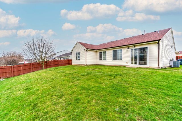 39806 Waterloo Drive, Beach Park, IL 60083
