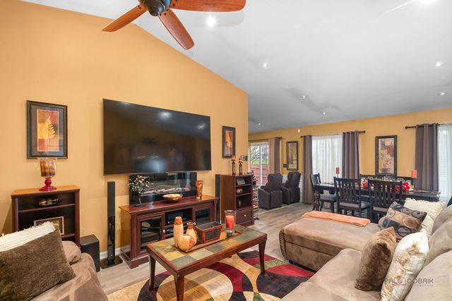 39806 Waterloo Drive, Beach Park, IL 60083