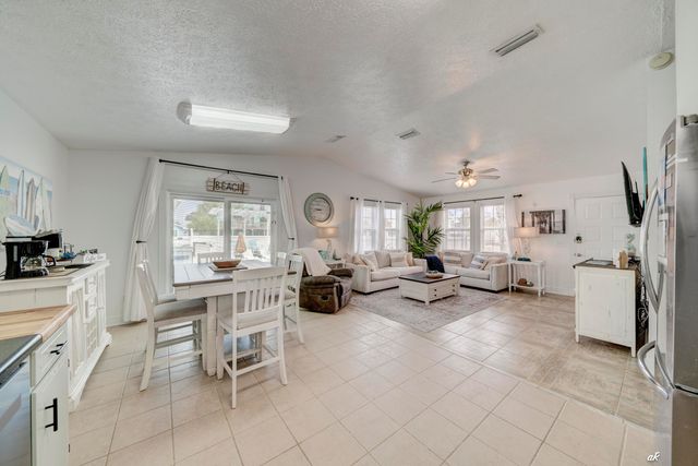 7231 Sunset Avenue, Panama City Beach, FL 32408