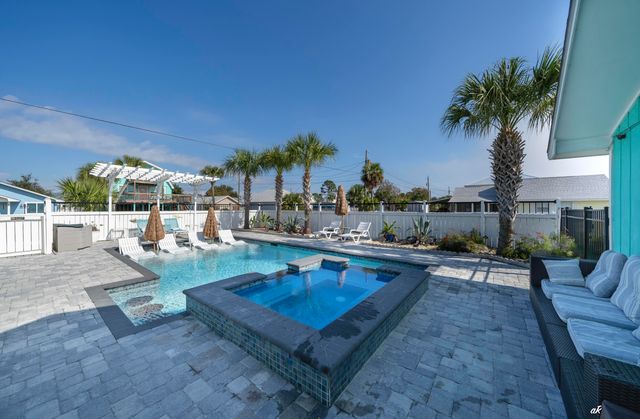 7231 Sunset Avenue, Panama City Beach, FL 32408