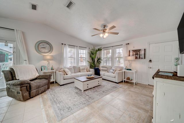 7231 Sunset Avenue, Panama City Beach, FL 32408