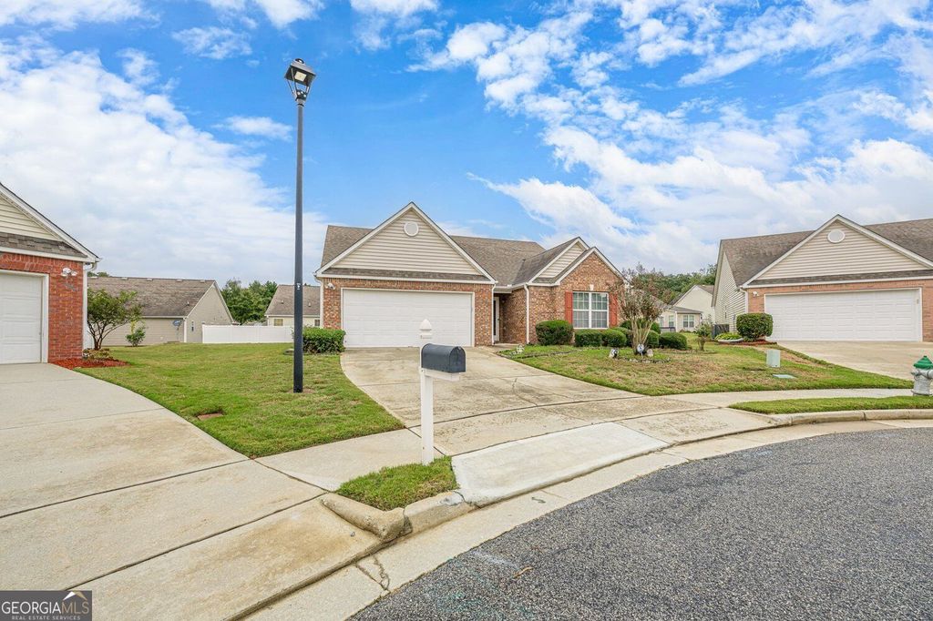 418 Mockingbird Drive, Loganville, GA 30052 — photo 3