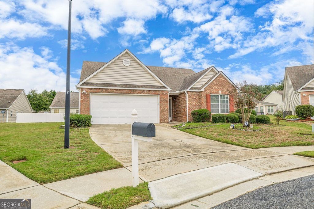 418 Mockingbird Drive, Loganville, GA 30052 — photo 4