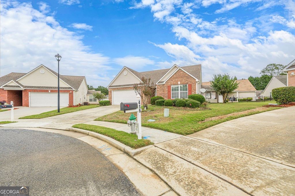 418 Mockingbird Drive, Loganville, GA 30052 — photo 5