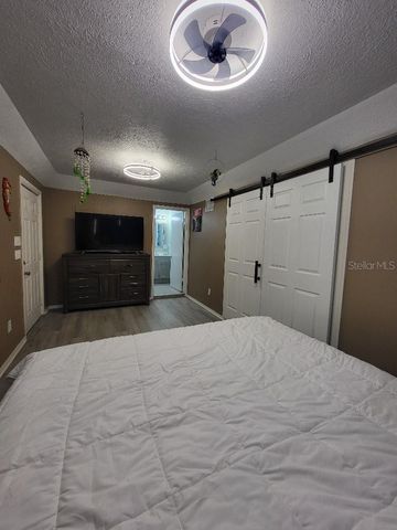 995 EMERALD DRIVE, Mount Dora, FL 32757