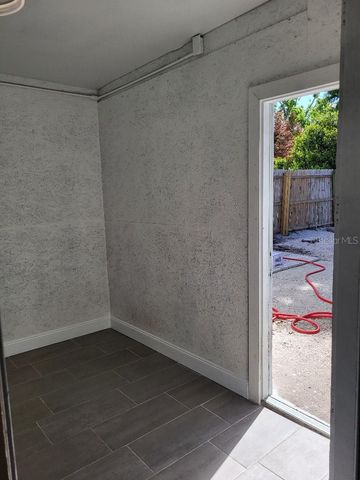 995 EMERALD DRIVE, Mount Dora, FL 32757