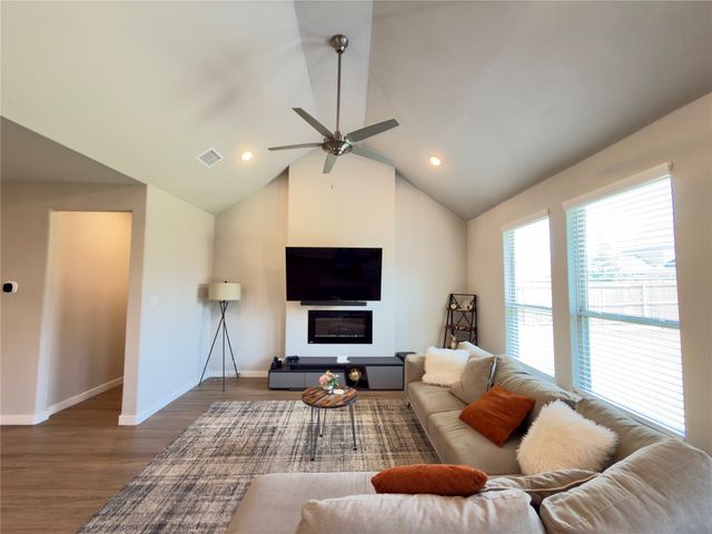 2417 Mankato Drive, Fort Worth, TX 76179