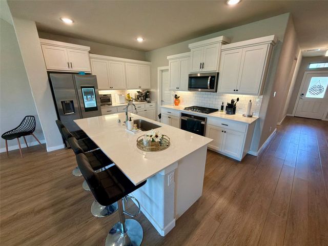 2417 Mankato Drive, Fort Worth, TX 76179