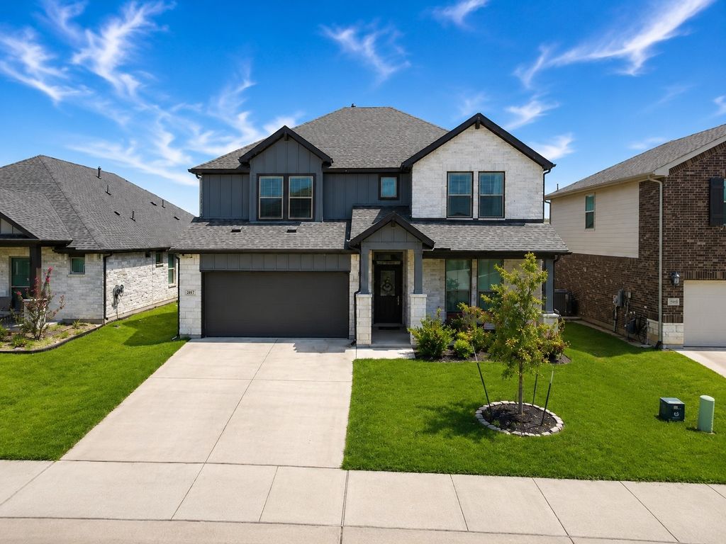 2417 Mankato Drive, Fort Worth, TX 76179