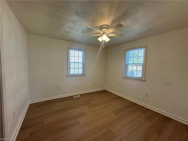 4914 Krick ST, Norfolk, VA 23513