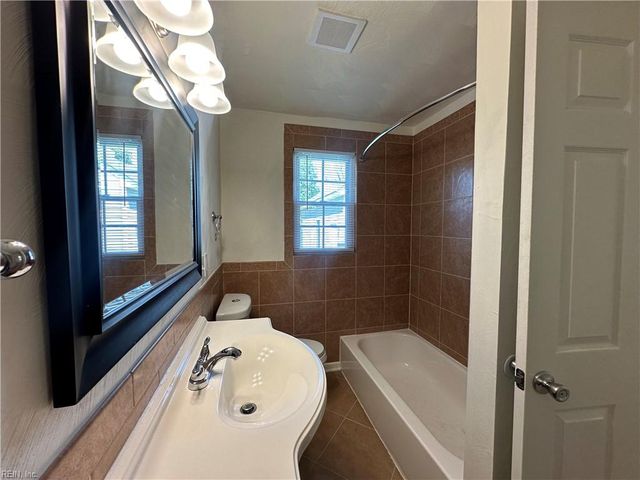 4914 Krick ST, Norfolk, VA 23513