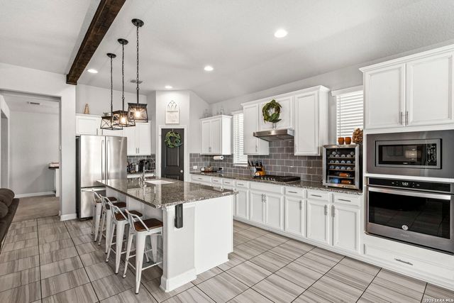 1567 Founders Park, New Braunfels, TX 78132