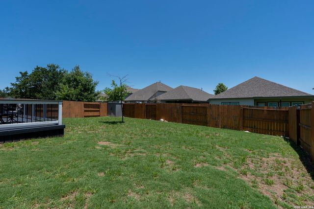 1567 Founders Park, New Braunfels, TX 78132
